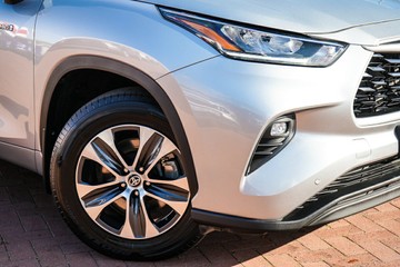 https://vehicle-cdn.autoleague.cloud/28166_6512664_2.jpg