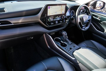 https://vehicle-cdn.autoleague.cloud/28166_6512664_21.jpg