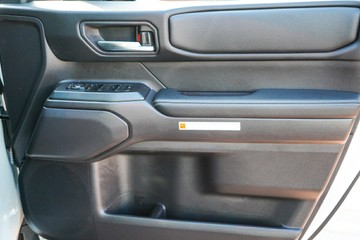 https://vehicle-cdn.autoleague.cloud/28166_6512667_11.jpg