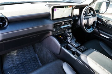 https://vehicle-cdn.autoleague.cloud/28166_6512667_20.jpg
