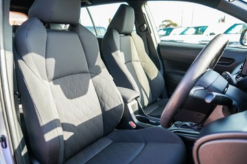 https://vehicle-cdn.autoleague.cloud/28166_6512668_12.jpg