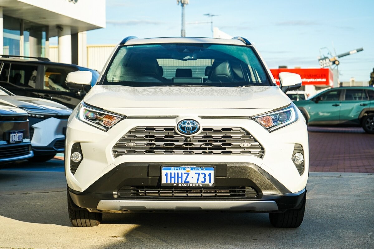 Toyota Rav4 image 3