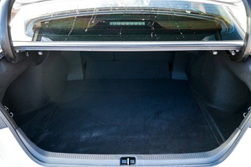 https://vehicle-cdn.autoleague.cloud/28166_6512703_10.jpg