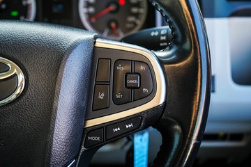 https://vehicle-cdn.autoleague.cloud/28166_6512704_15.jpg