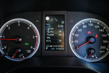 https://vehicle-cdn.autoleague.cloud/28166_6512710_15.jpg