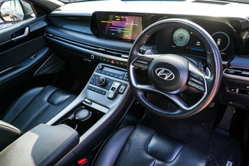 https://vehicle-cdn.autoleague.cloud/28166_6512728_14.jpg