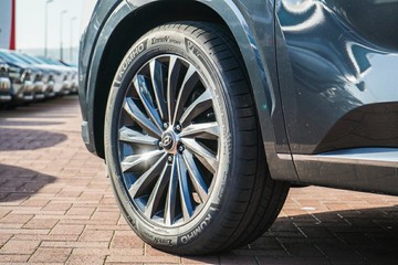https://vehicle-cdn.autoleague.cloud/28166_6512728_5.jpg