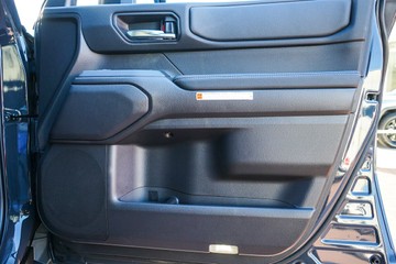 https://vehicle-cdn.autoleague.cloud/28166_6512741_11.jpg