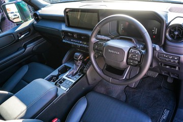 https://vehicle-cdn.autoleague.cloud/28166_6512741_14.jpg