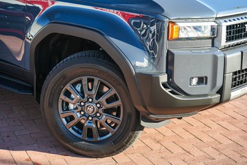 https://vehicle-cdn.autoleague.cloud/28166_6512741_2.jpg