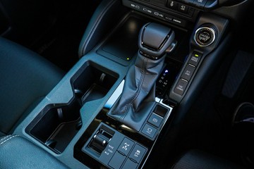 https://vehicle-cdn.autoleague.cloud/28166_6512741_21.jpg