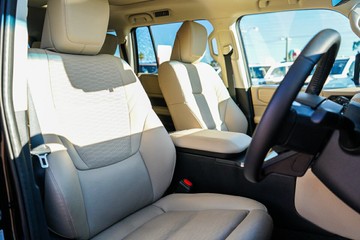 https://vehicle-cdn.autoleague.cloud/28166_6512772_13.jpg