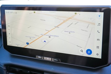 https://vehicle-cdn.autoleague.cloud/28166_6512773_18.jpg