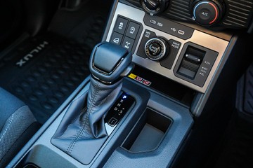 https://vehicle-cdn.autoleague.cloud/28166_6512773_22.jpg