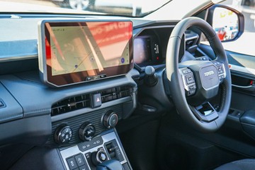 https://vehicle-cdn.autoleague.cloud/28166_6512773_24.jpg