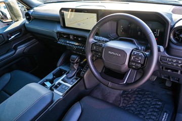 https://vehicle-cdn.autoleague.cloud/28166_6512785_14.jpg