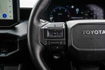 https://vehicle-cdn.autoleague.cloud/28166_6512790_16.jpg