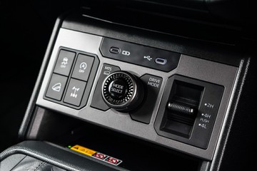https://vehicle-cdn.autoleague.cloud/28166_6512790_19.jpg