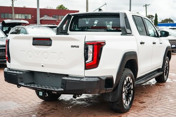 https://vehicle-cdn.autoleague.cloud/28166_6512790_8.jpg