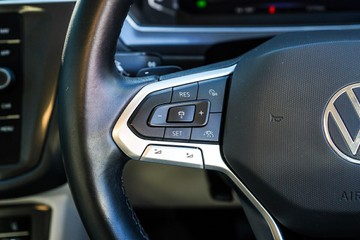 https://vehicle-cdn.autoleague.cloud/28166_6512796_18.jpg