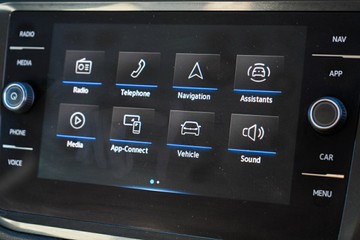 https://vehicle-cdn.autoleague.cloud/28166_6512796_19.jpg