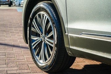 https://vehicle-cdn.autoleague.cloud/28166_6512796_5.jpg