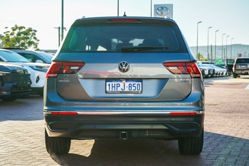 https://vehicle-cdn.autoleague.cloud/28166_6512796_7.jpg