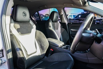 https://vehicle-cdn.autoleague.cloud/28166_6512839_18.jpg