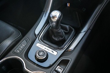 https://vehicle-cdn.autoleague.cloud/28166_6512839_26.jpg