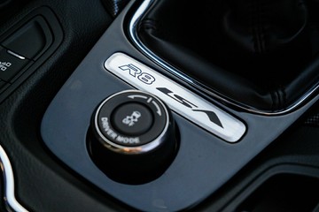 https://vehicle-cdn.autoleague.cloud/28166_6512839_27.jpg
