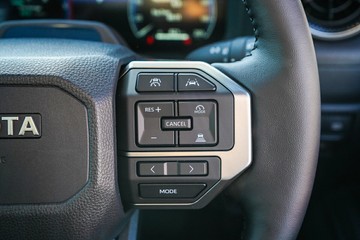 https://vehicle-cdn.autoleague.cloud/28166_6512858_14.jpg