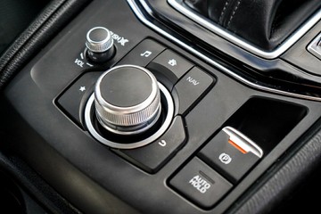 https://vehicle-cdn.autoleague.cloud/28166_6512873_23.jpg