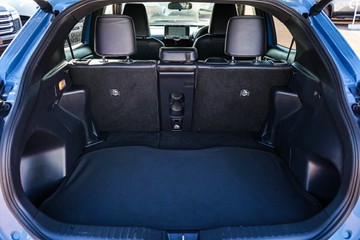 https://vehicle-cdn.autoleague.cloud/28166_6512883_10.jpg