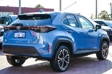 https://vehicle-cdn.autoleague.cloud/28166_6512883_8.jpg