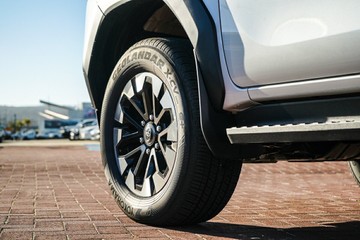 https://vehicle-cdn.autoleague.cloud/28166_6512920_5.jpg