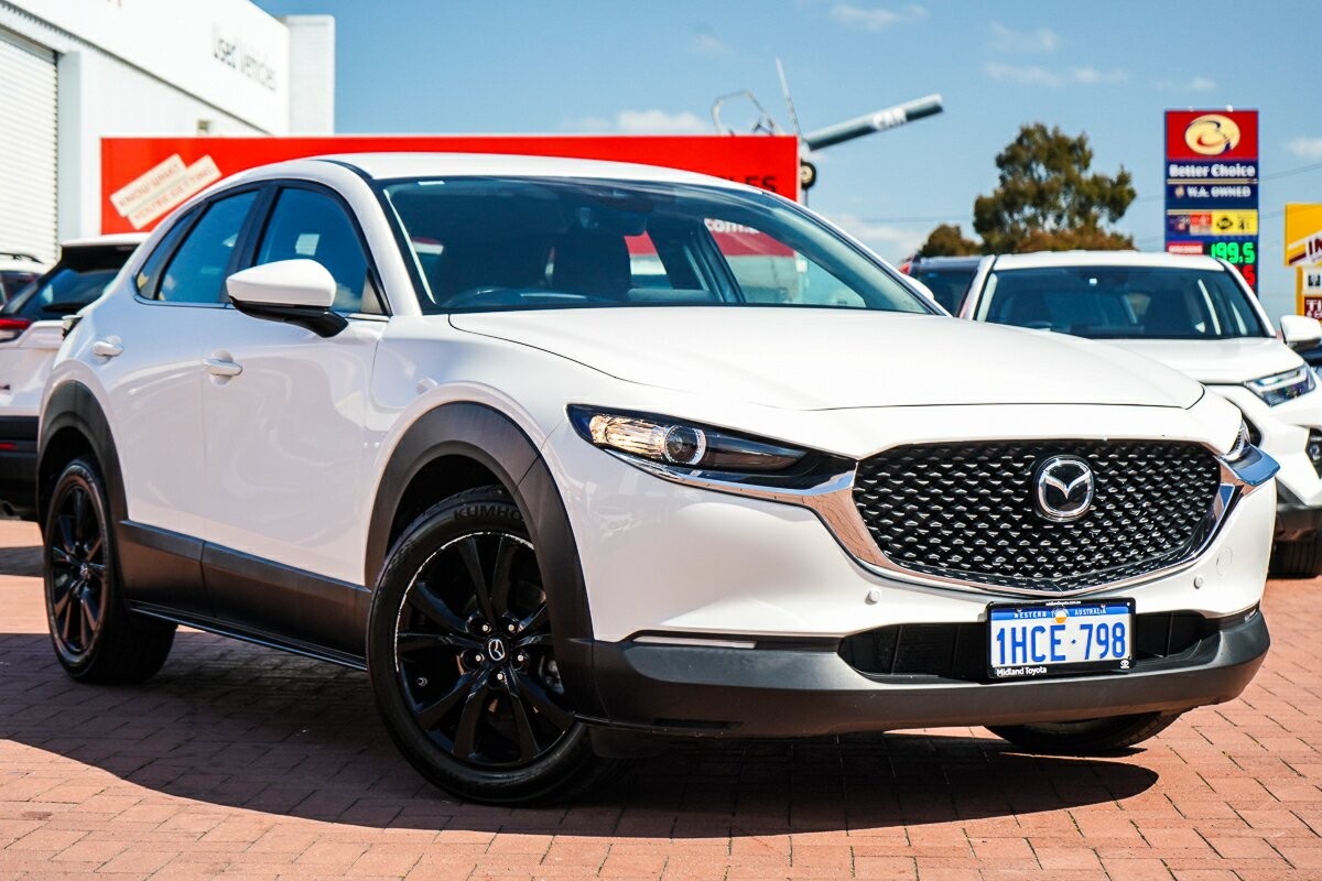Mazda Cx-30 image 1