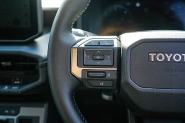 https://vehicle-cdn.autoleague.cloud/28166_6512974_16.jpg