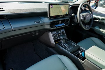 https://vehicle-cdn.autoleague.cloud/28166_6512974_20.jpg