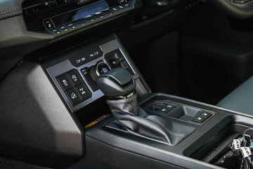 https://vehicle-cdn.autoleague.cloud/28166_6512974_22.jpg