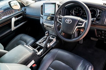 https://vehicle-cdn.autoleague.cloud/28166_6512983_15.jpg