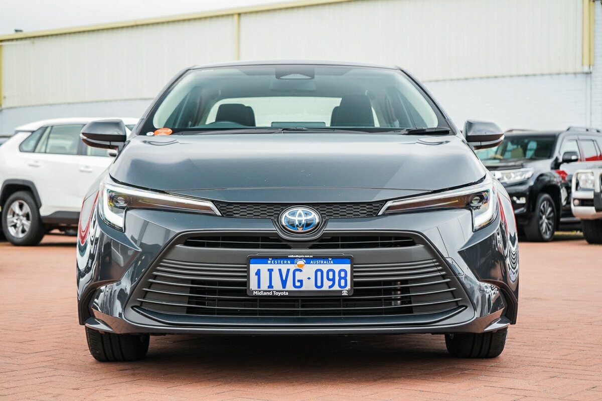 Toyota Corolla image 3