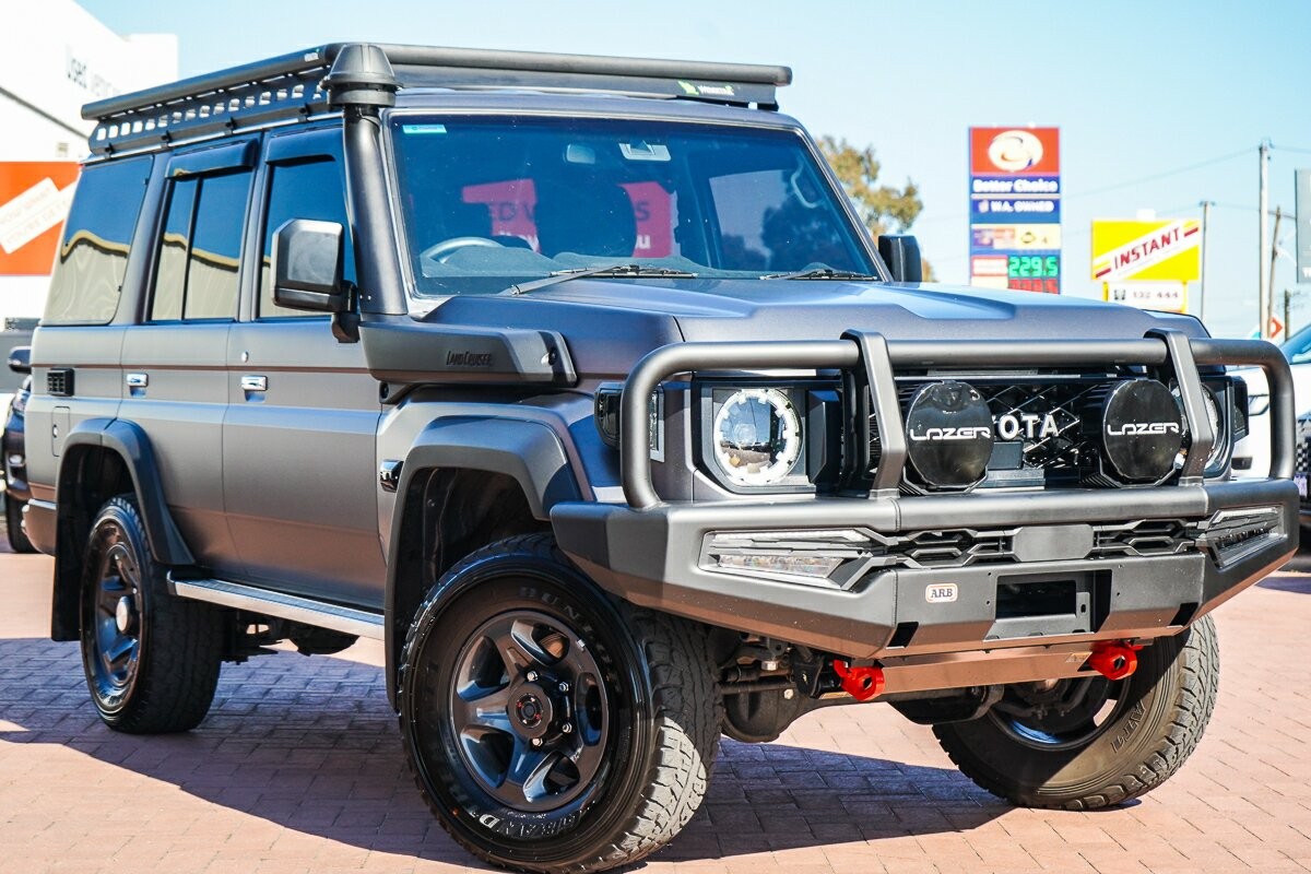 Toyota Landcruiser image 1