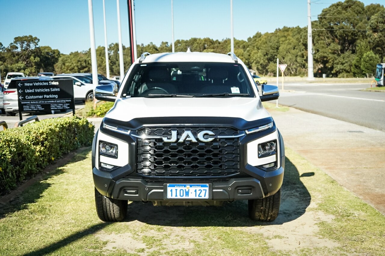 Jac T9 image 2