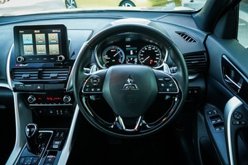 https://vehicle-cdn.autoleague.cloud/28170_115860_13.jpg