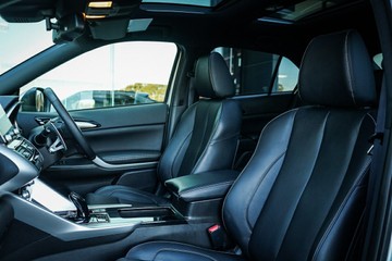 https://vehicle-cdn.autoleague.cloud/28170_115860_19.jpg