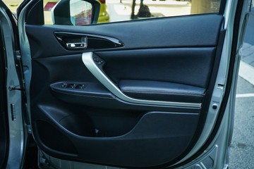 https://vehicle-cdn.autoleague.cloud/28170_115860_27.jpg