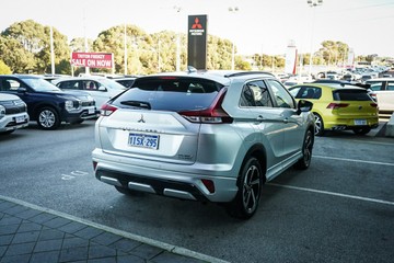 https://vehicle-cdn.autoleague.cloud/28170_115860_5.jpg