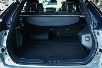 https://vehicle-cdn.autoleague.cloud/28170_115860_8.jpg