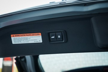 https://vehicle-cdn.autoleague.cloud/28170_115860_9.jpg