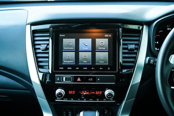 https://vehicle-cdn.autoleague.cloud/28170_117134_13.jpg